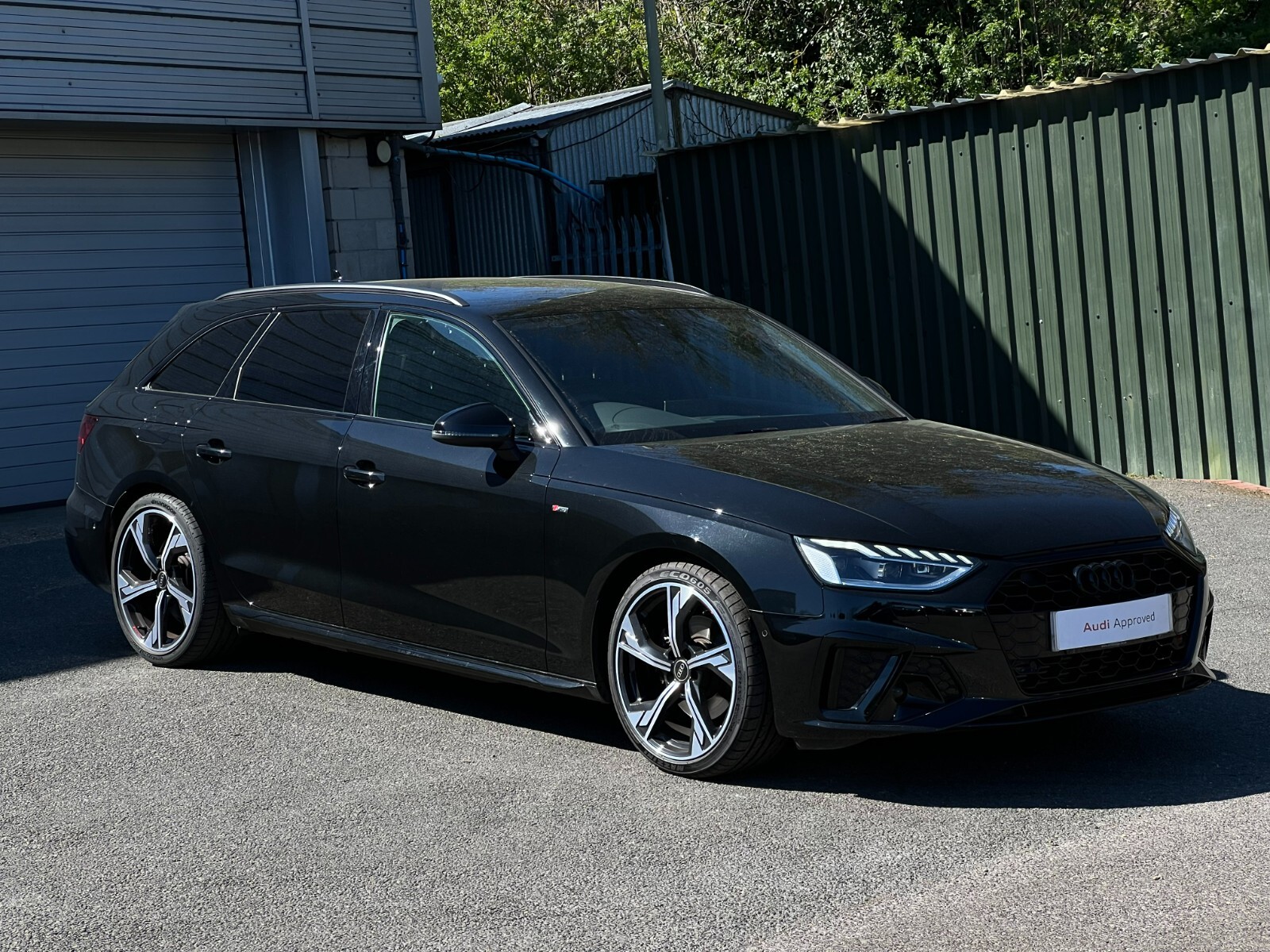 Main listing image - Audi A4 Avant