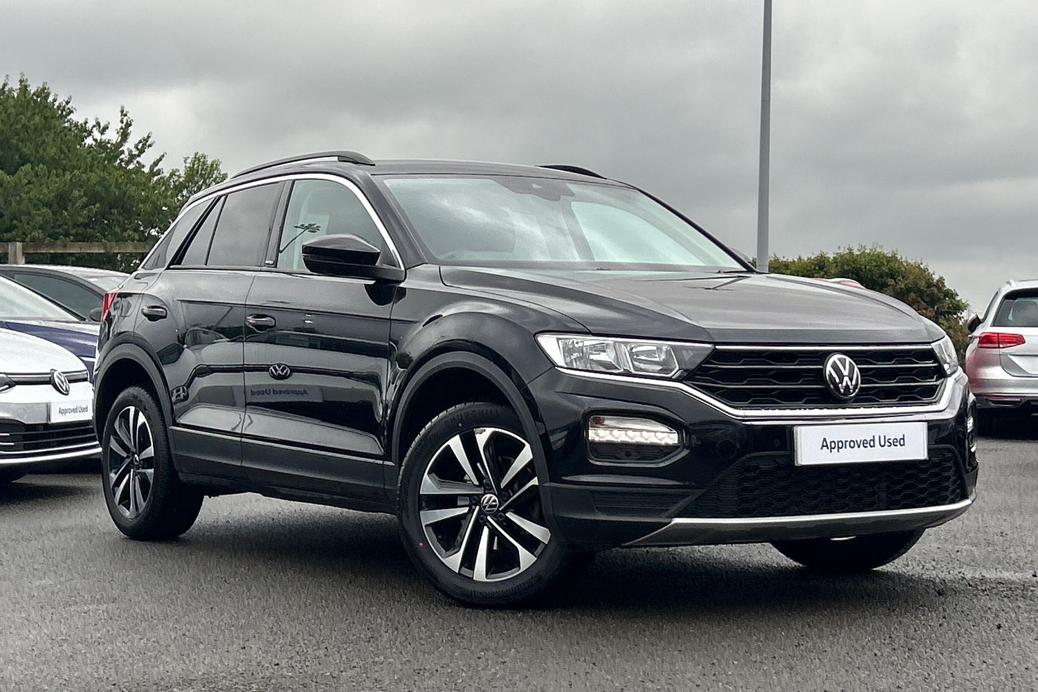 Main listing image - Volkswagen T-Roc