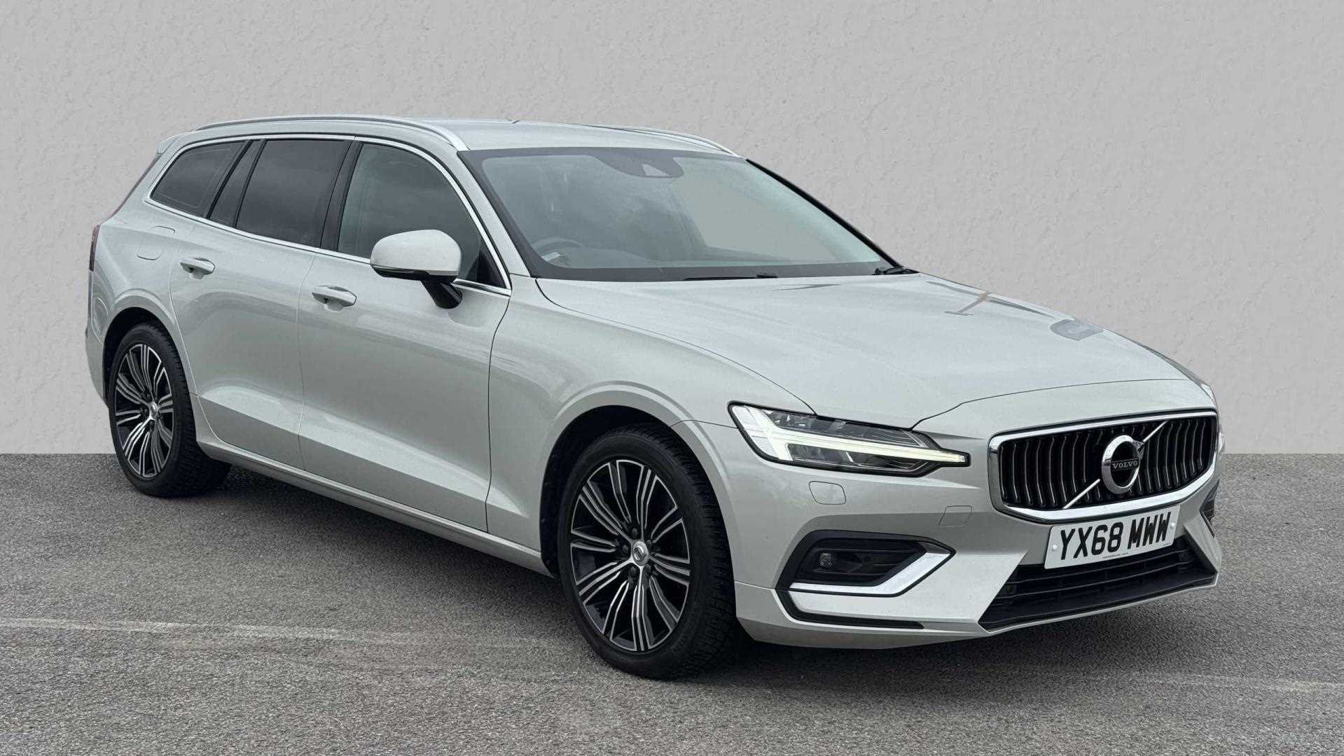 Main listing image - Volvo V60