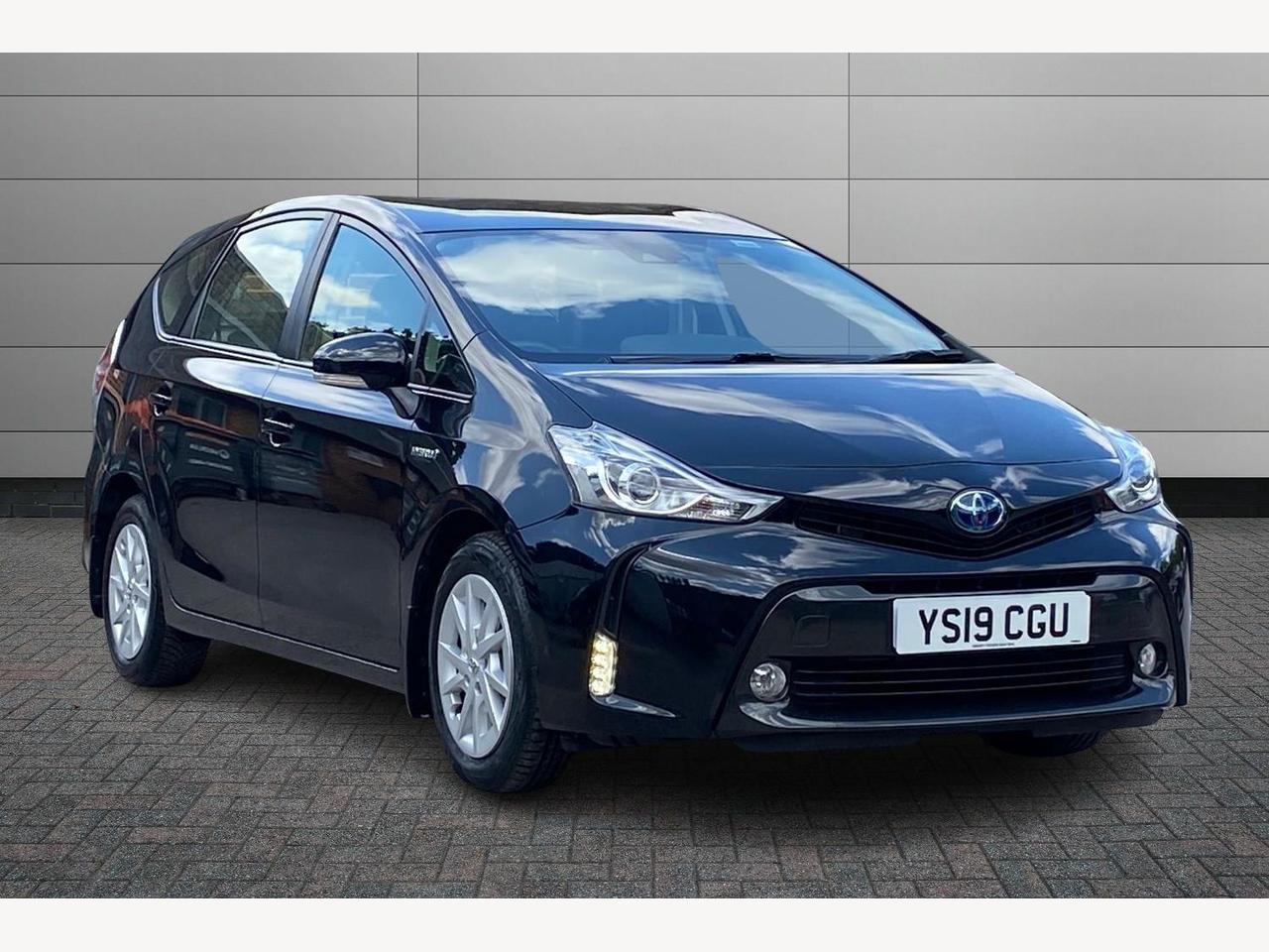 Main listing image - Toyota Prius+