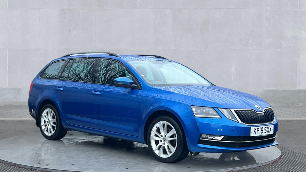 Main listing image - Skoda Octavia Estate