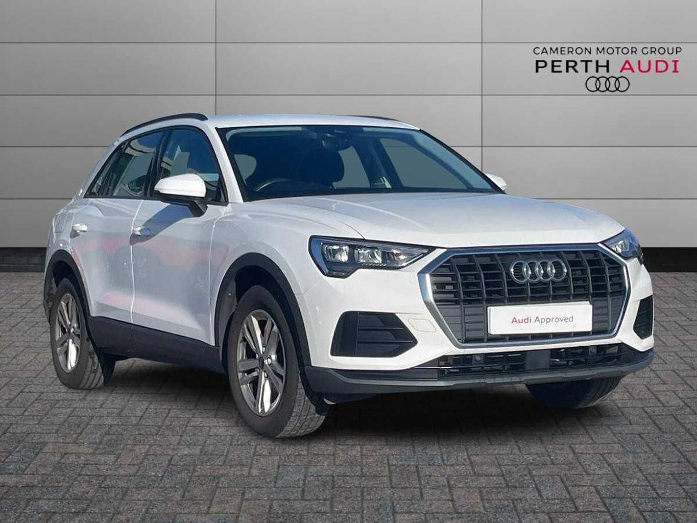 Main listing image - Audi Q3