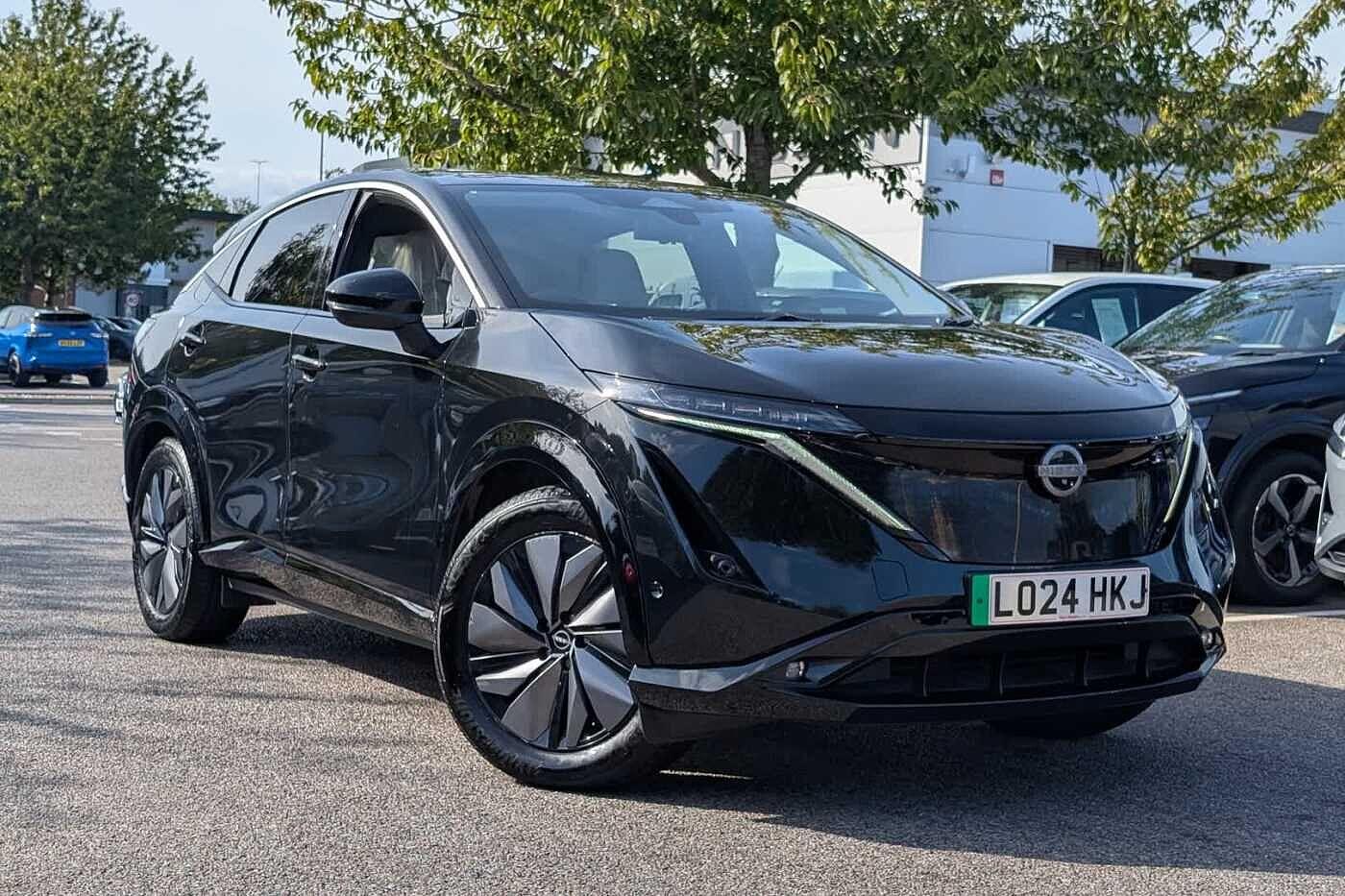 Main listing image - Nissan Ariya