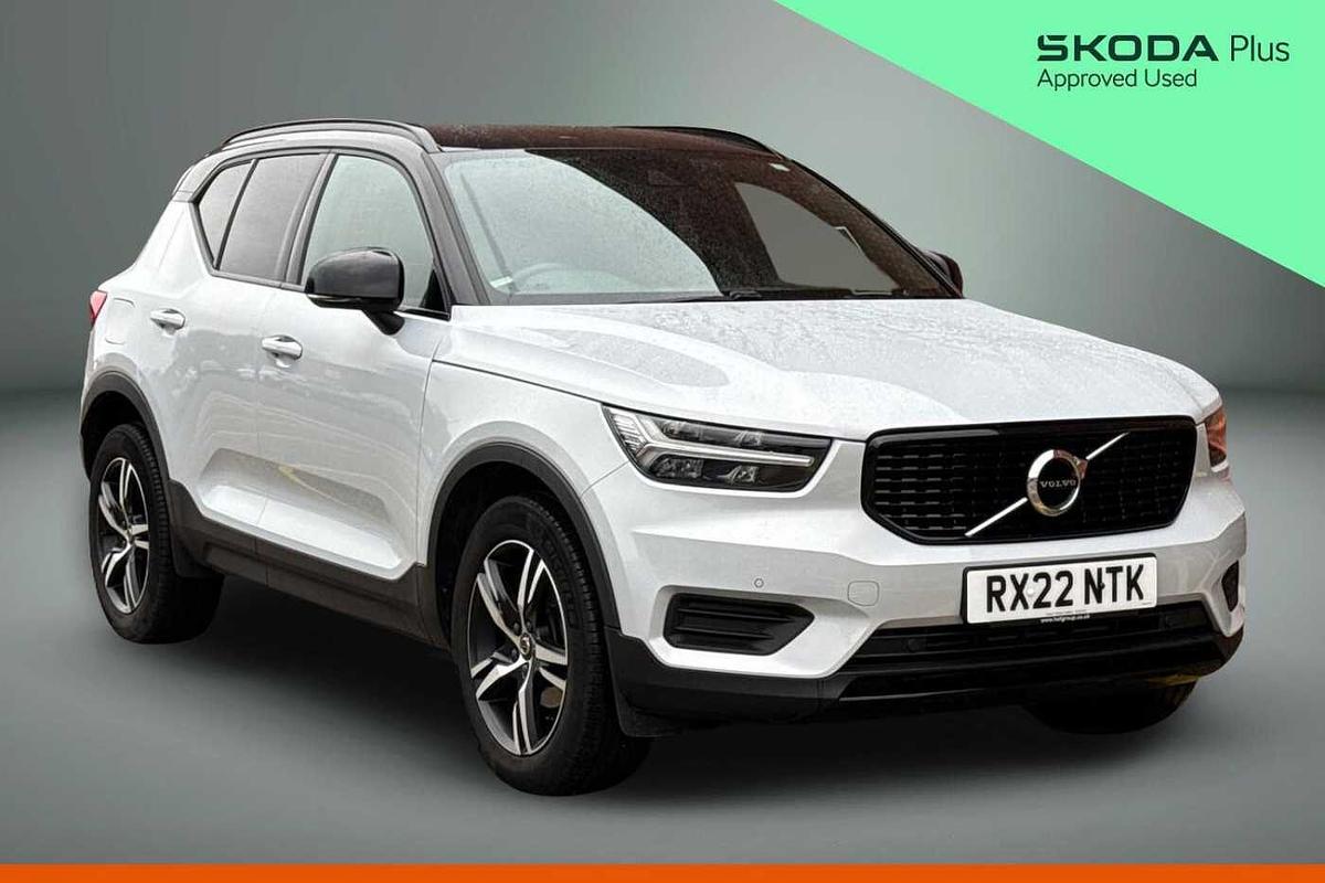 Main listing image - Volvo XC40