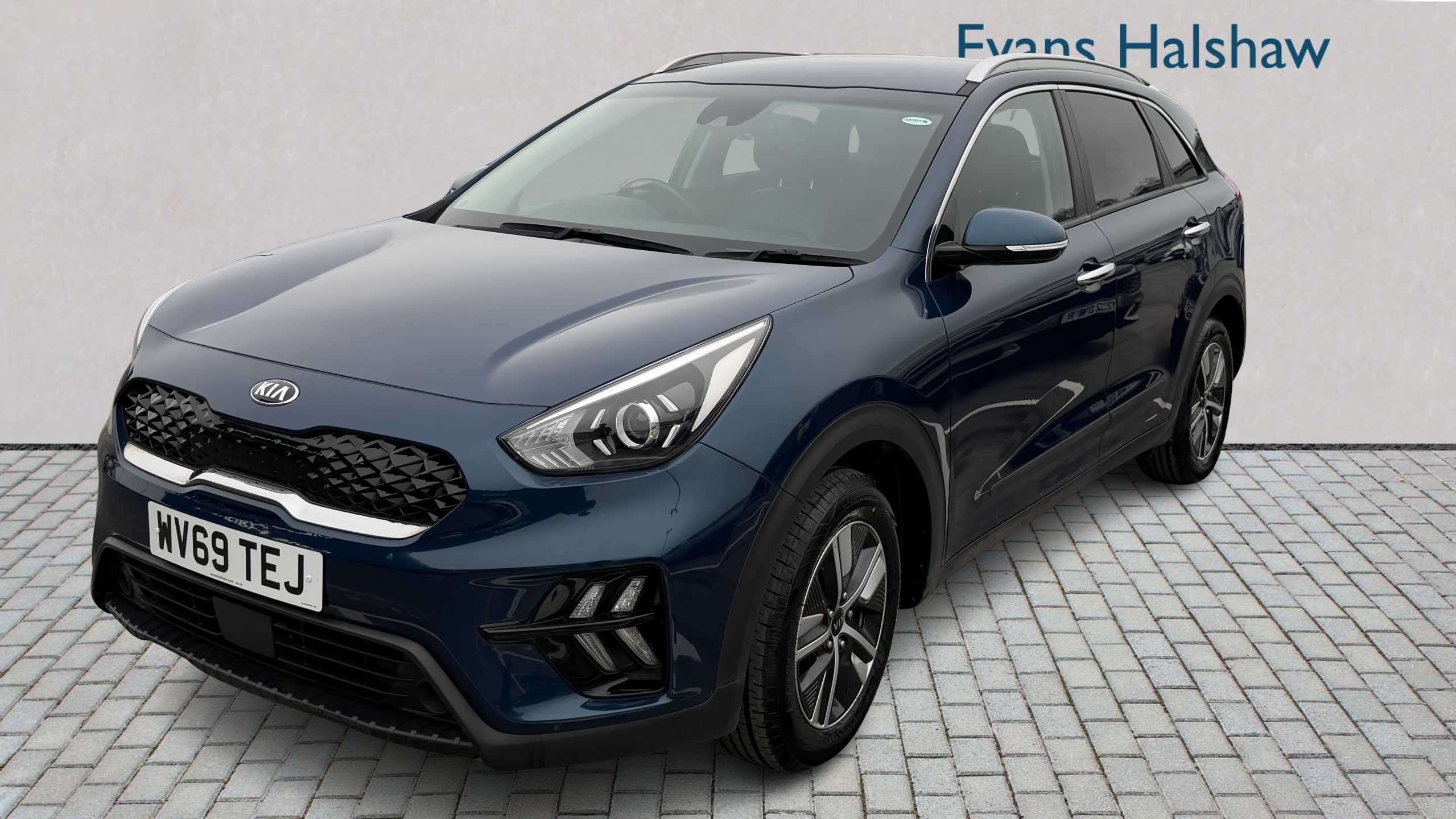 Main listing image - Kia Niro