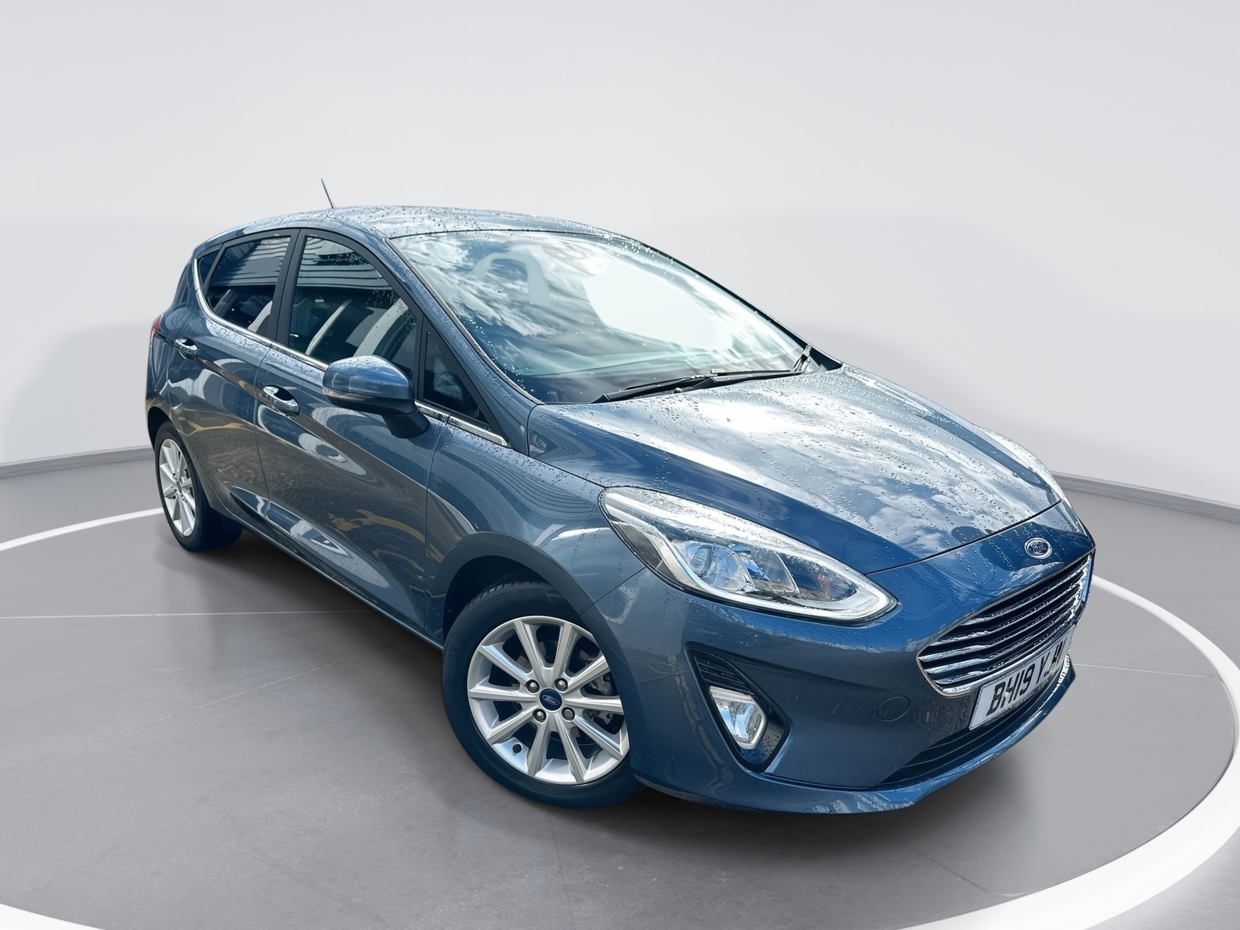 Main listing image - Ford Fiesta