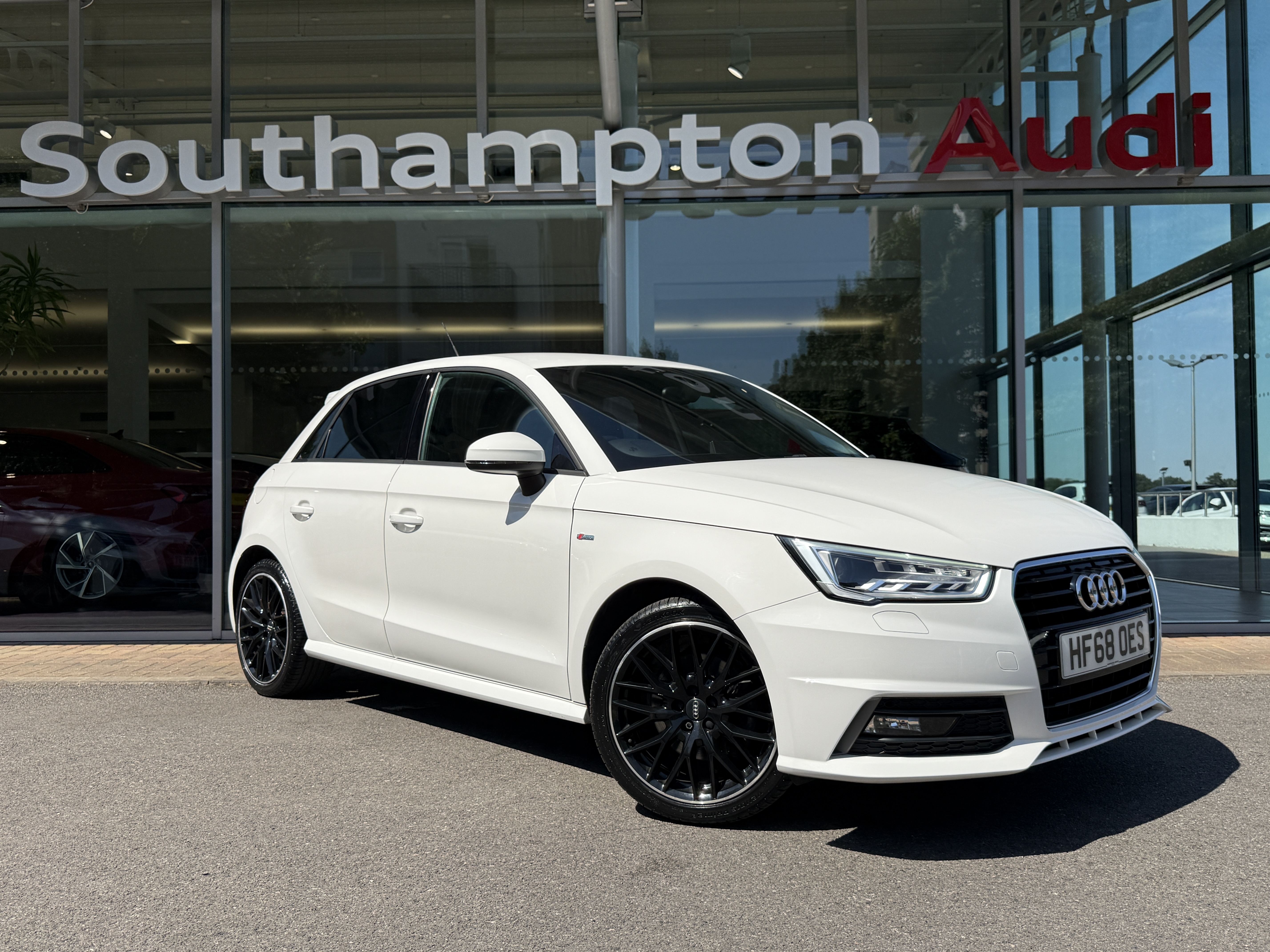 Main listing image - Audi A1