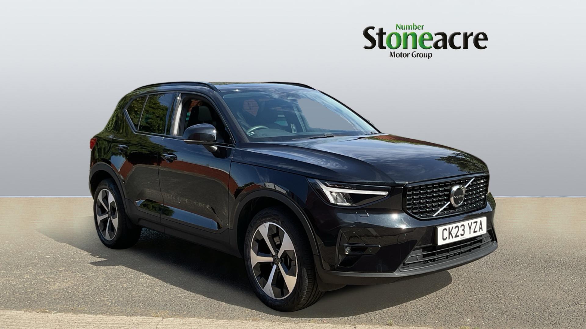 Main listing image - Volvo XC40