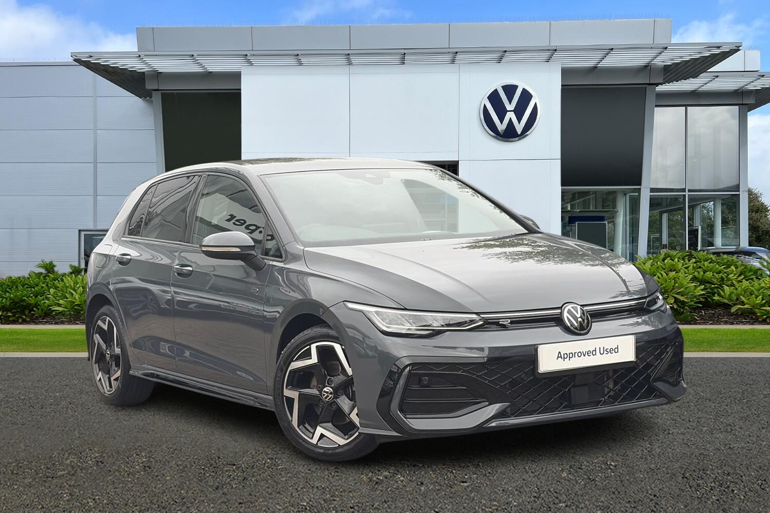 Main listing image - Volkswagen Golf