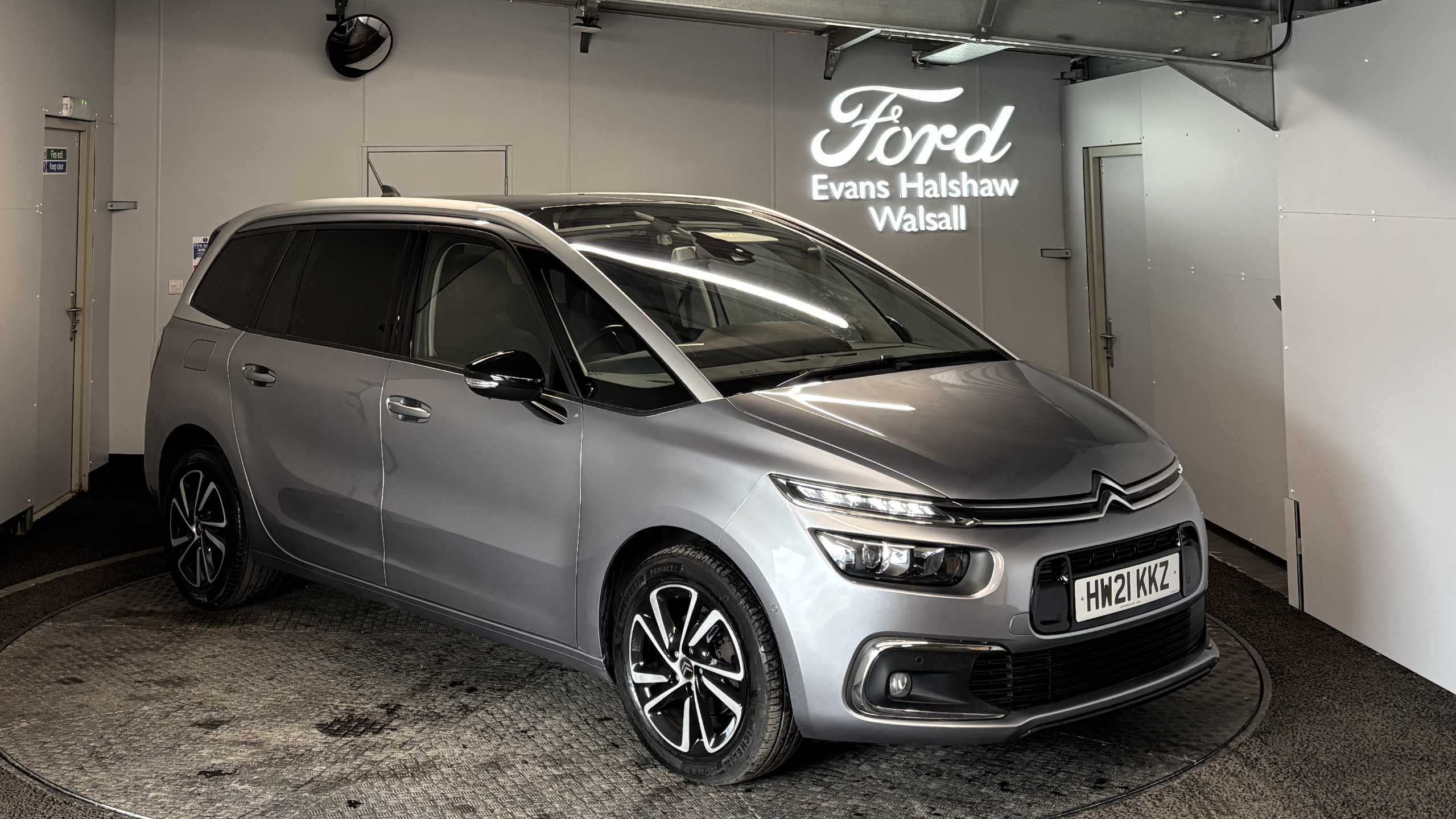 Main listing image - Citroen Grand C4 SpaceTourer