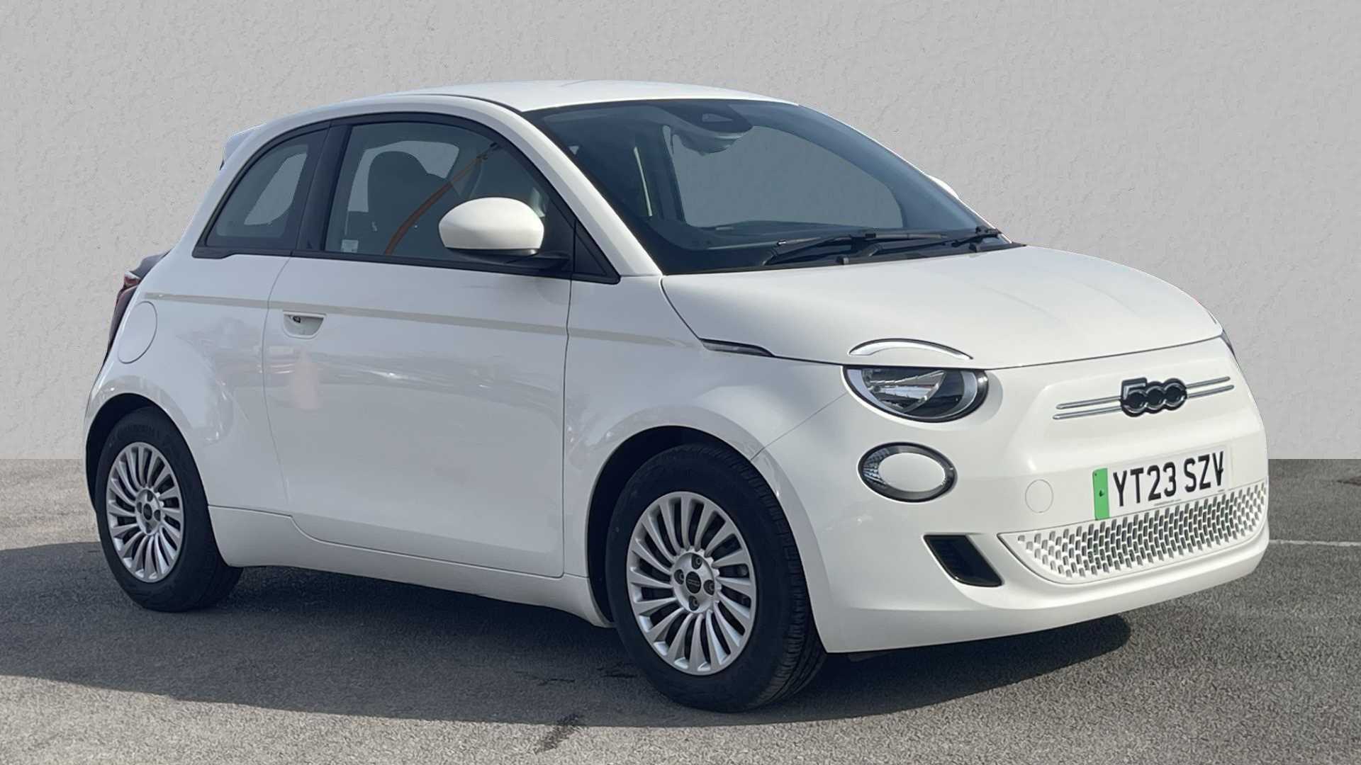 Main listing image - Fiat 500 Electric