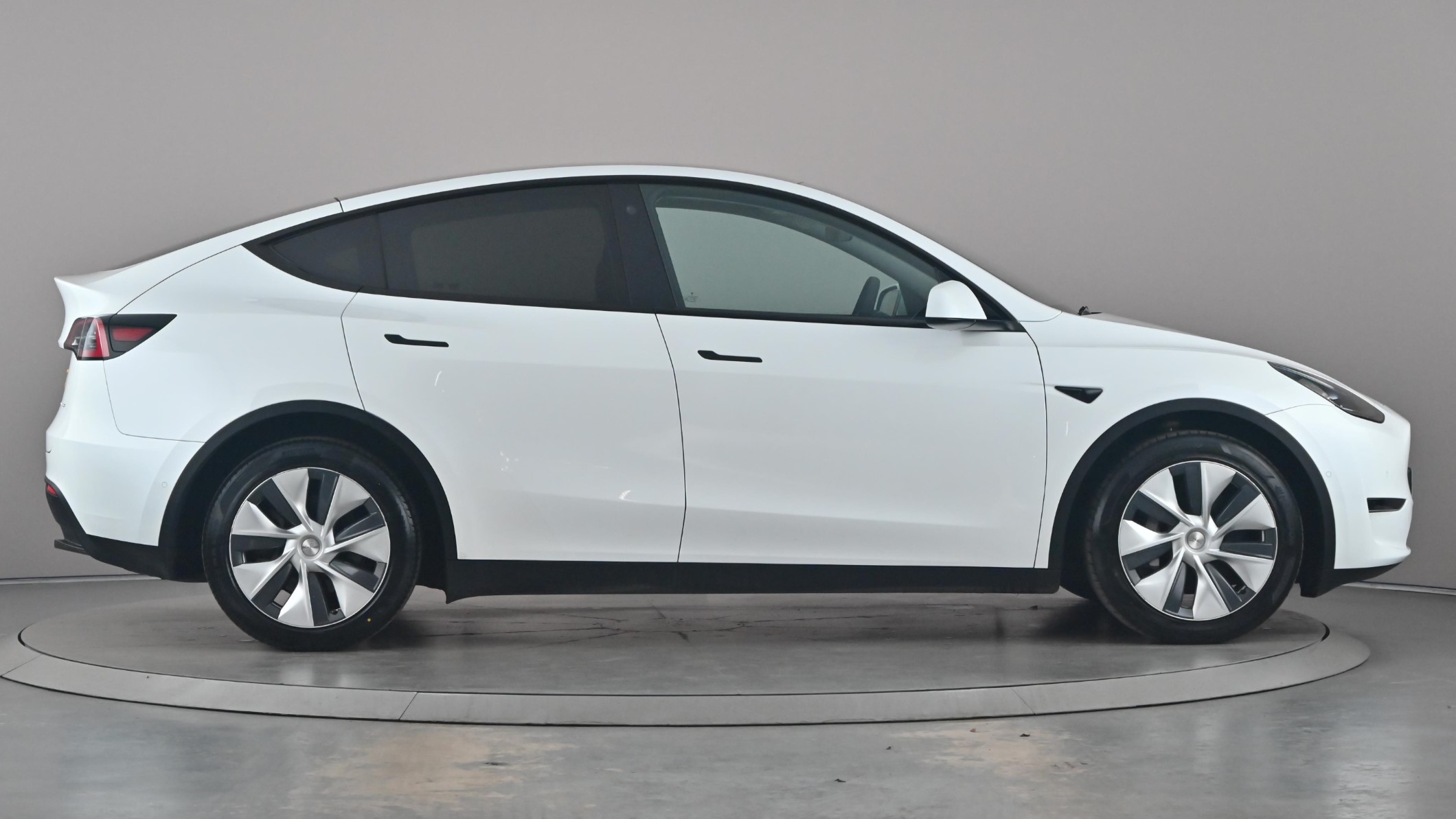 Main listing image - Tesla Model Y