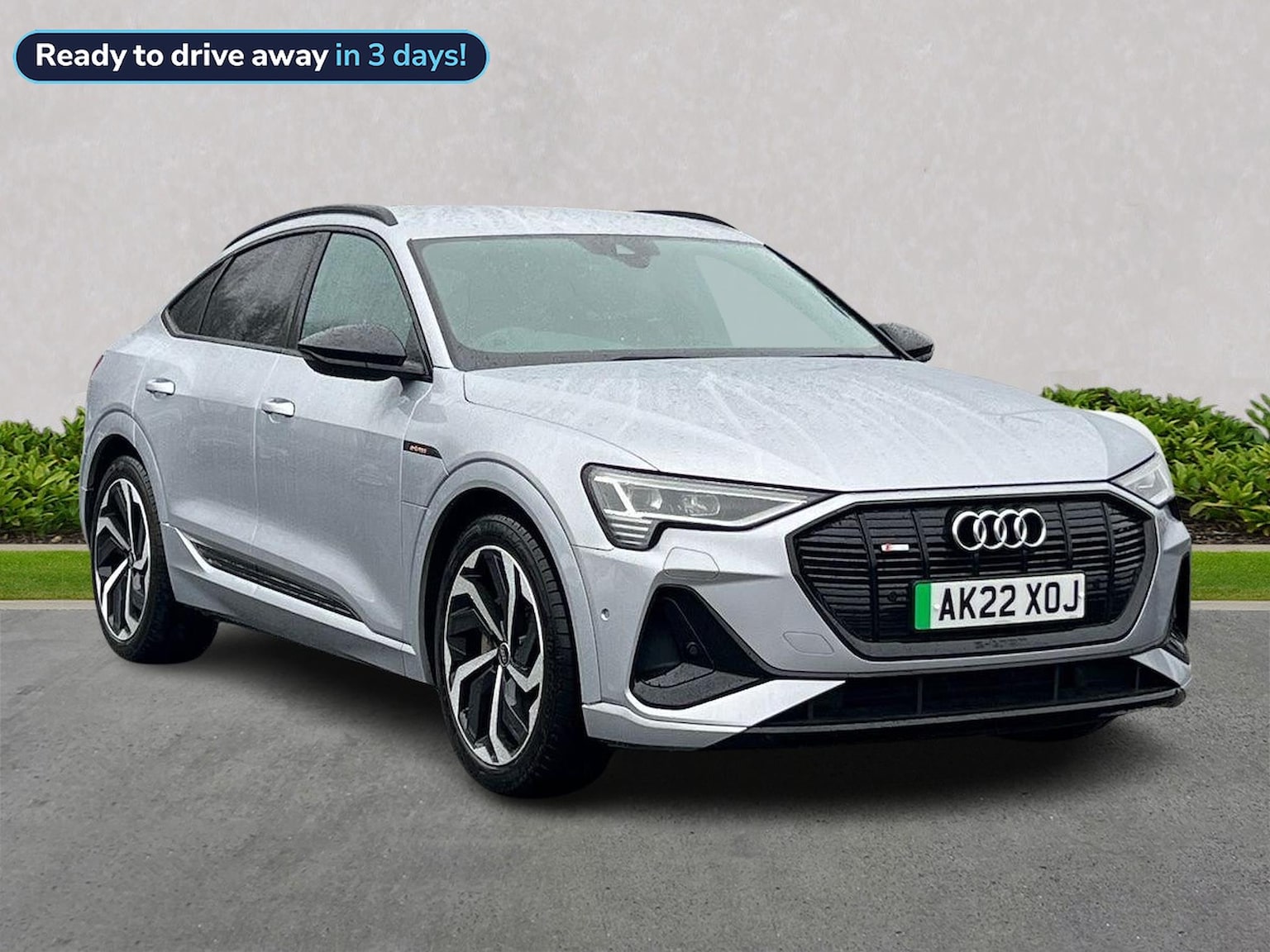 Main listing image - Audi e-tron