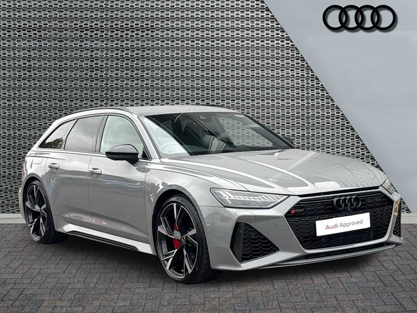 Main listing image - Audi RS6