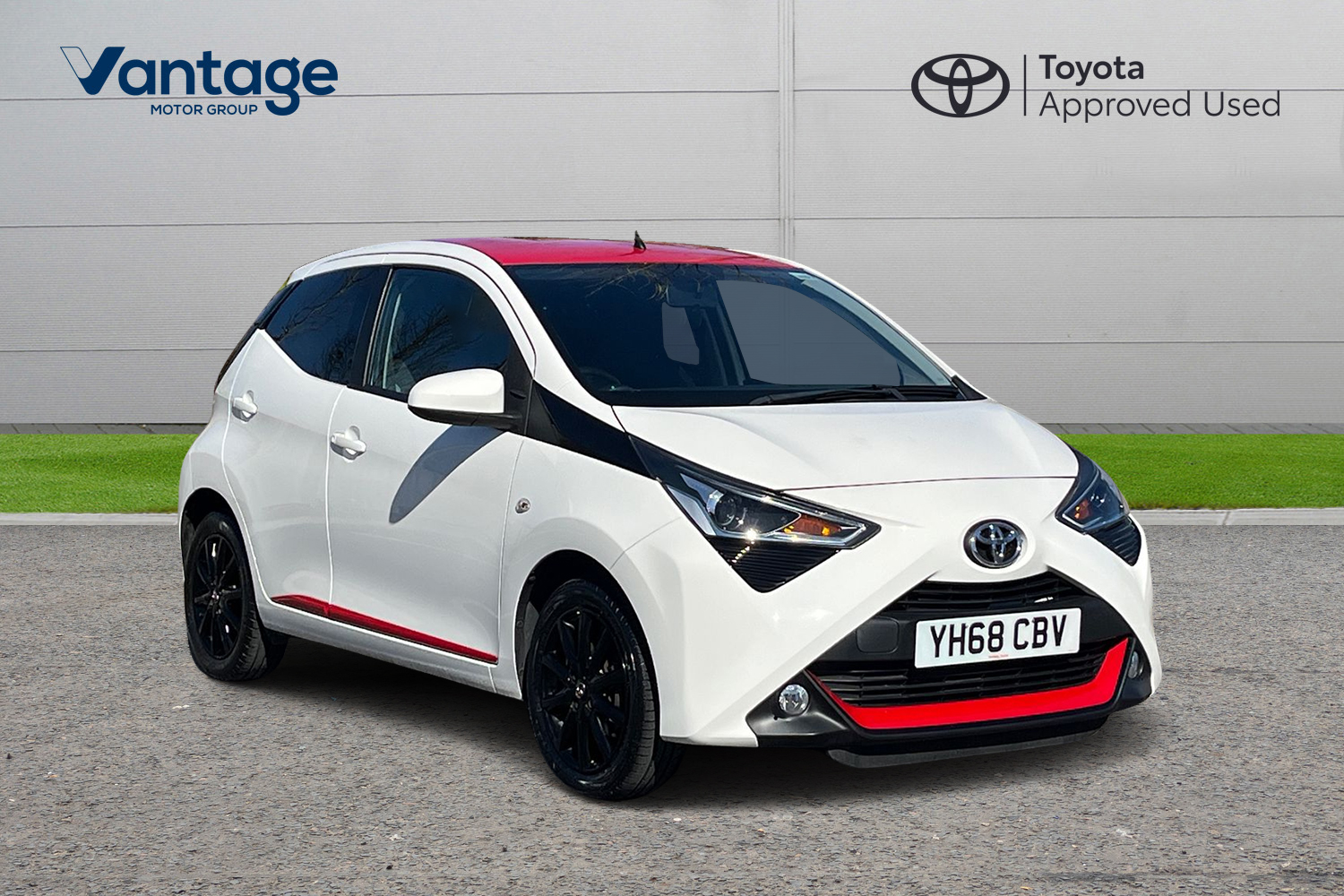 Main listing image - Toyota Aygo