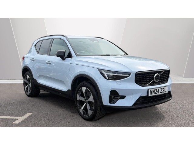 Main listing image - Volvo XC40