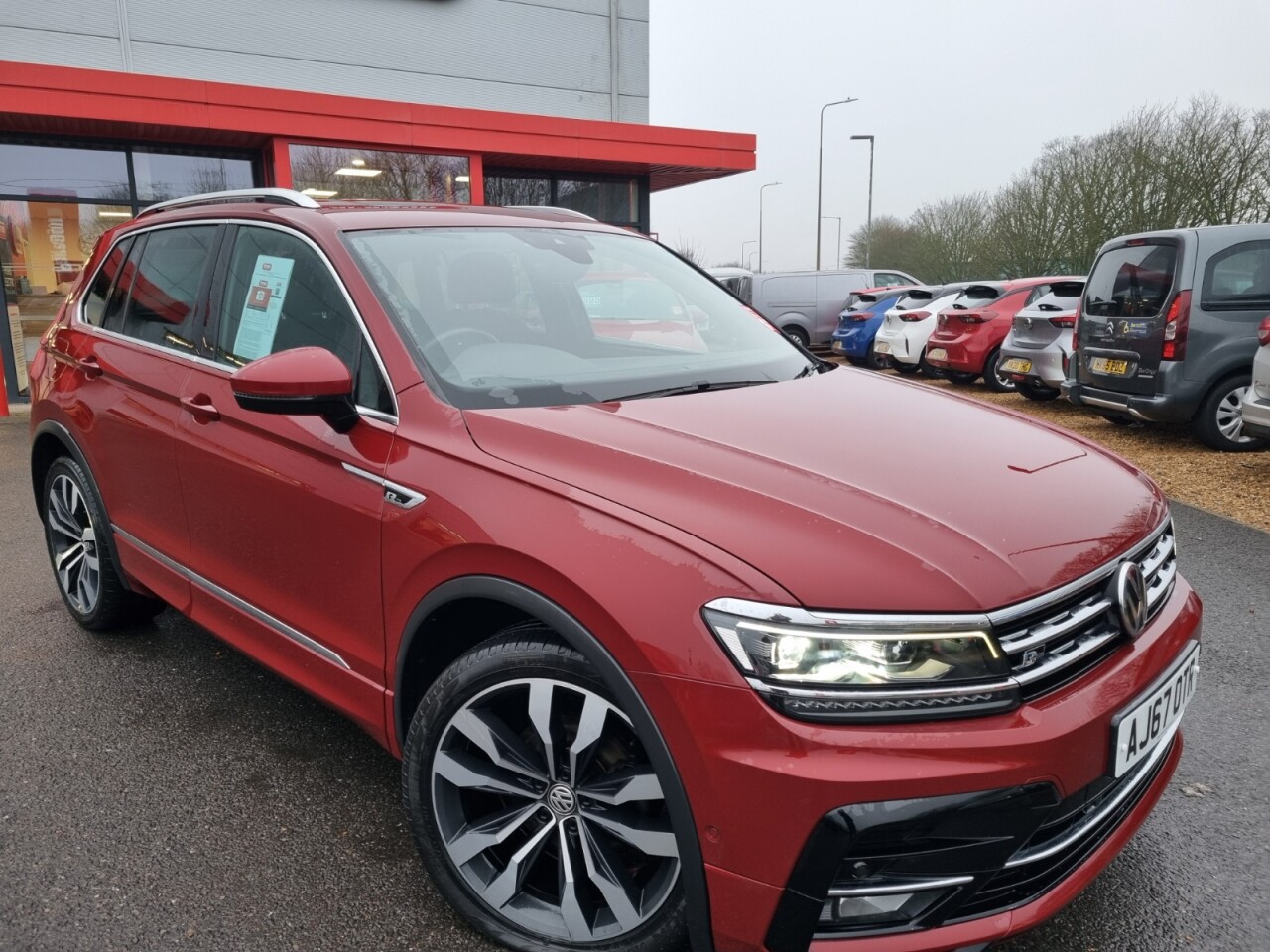 Main listing image - Volkswagen Tiguan