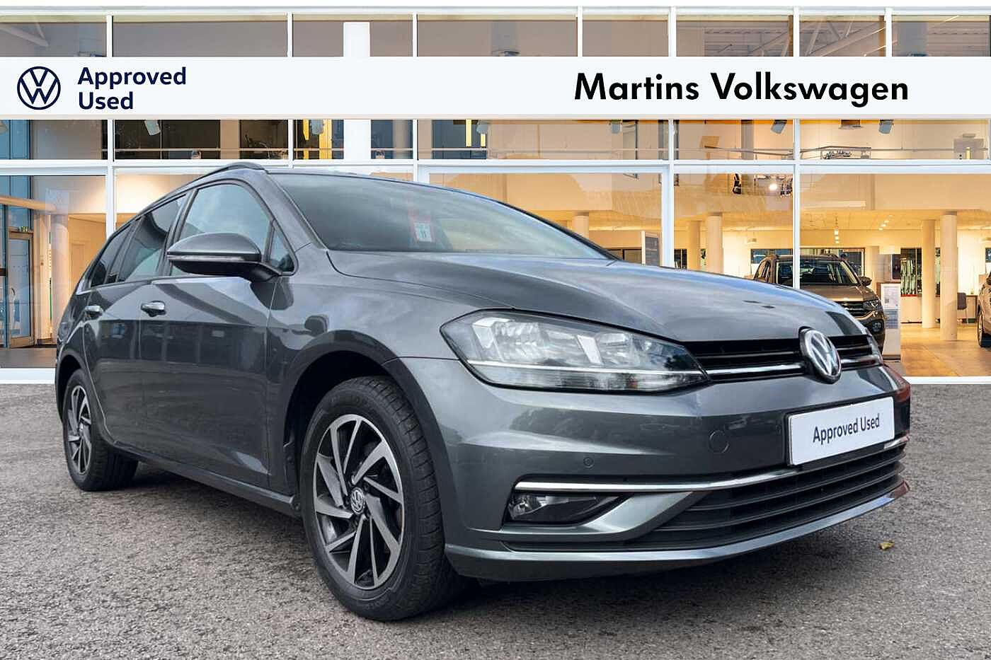 Main listing image - Volkswagen Golf Estate