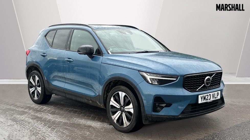 Main listing image - Volvo XC40 Recharge