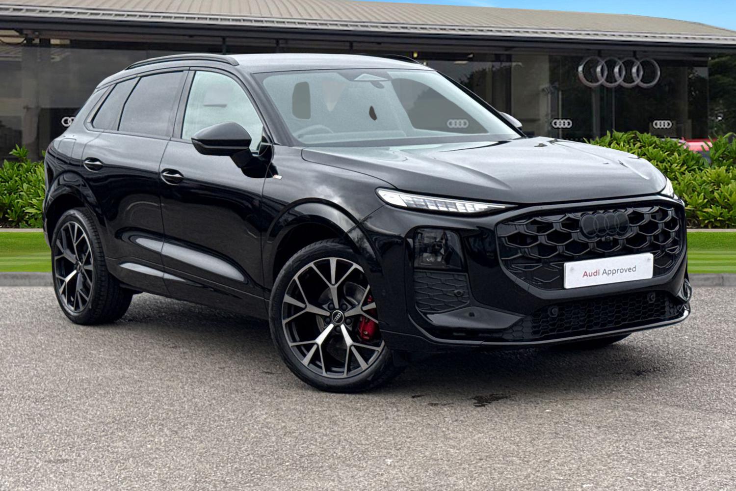 Main listing image - Audi Q3