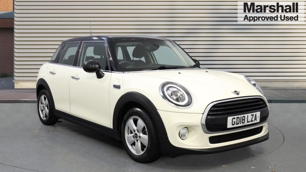 Main listing image - MINI Hatchback 5dr