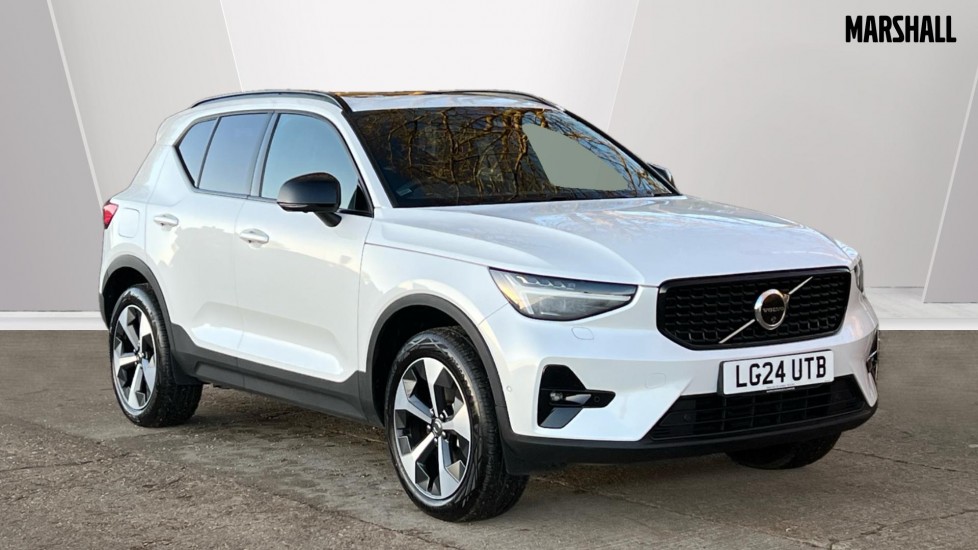 Main listing image - Volvo XC40