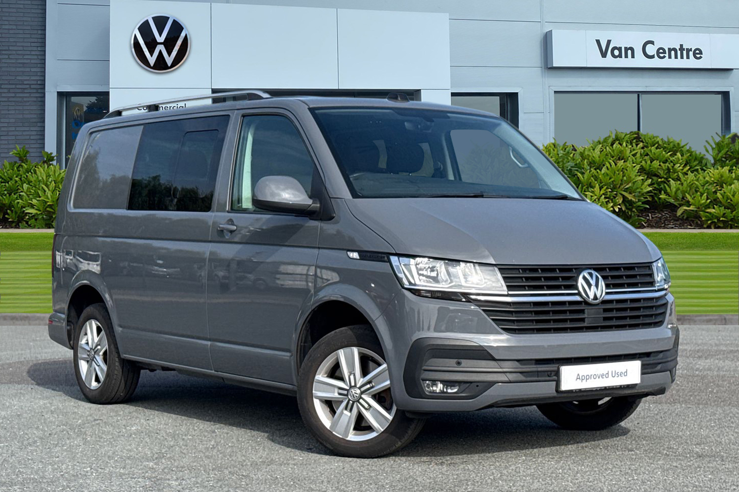 Main listing image - Volkswagen Transporter