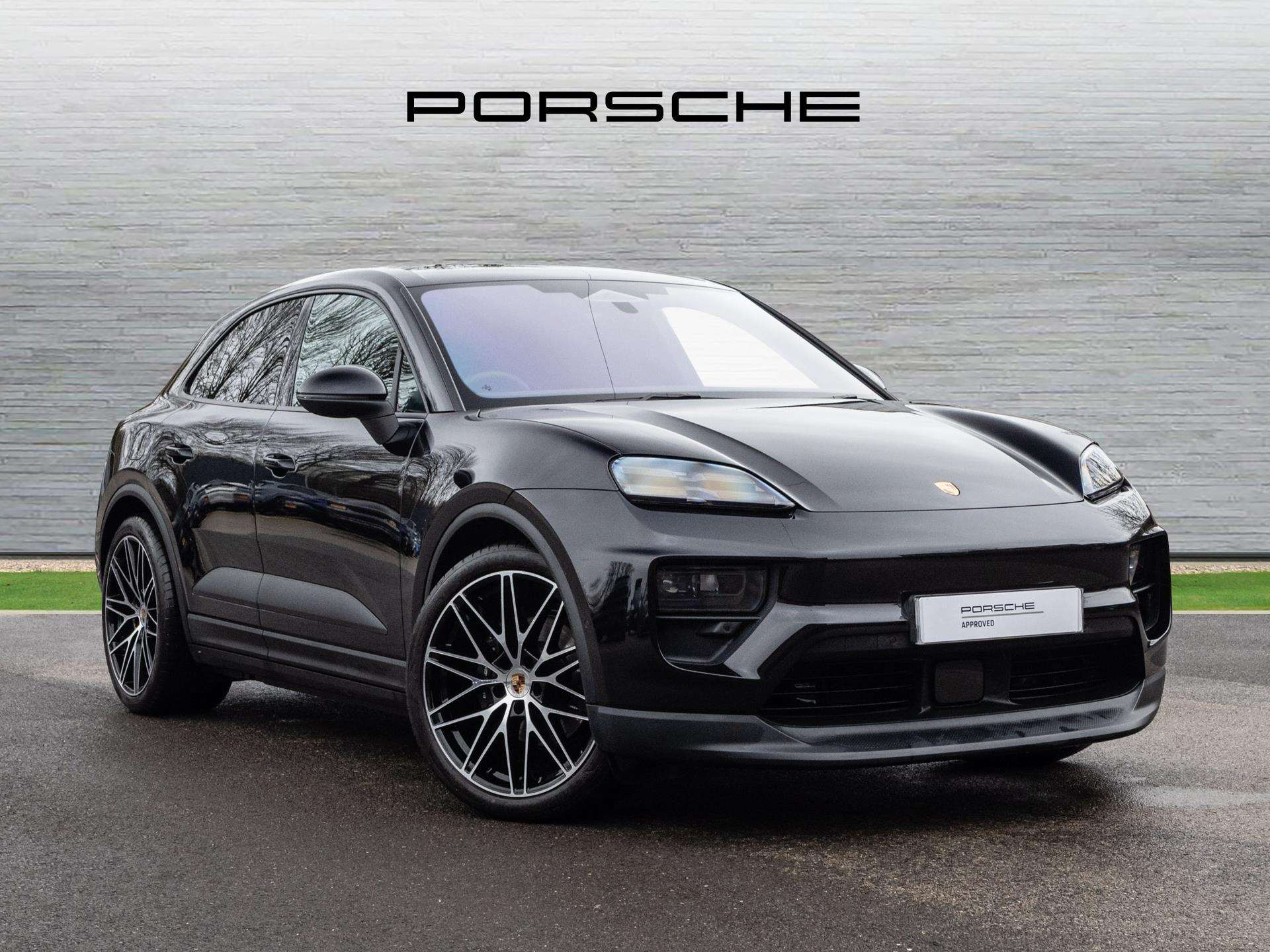 Main listing image - Porsche Macan