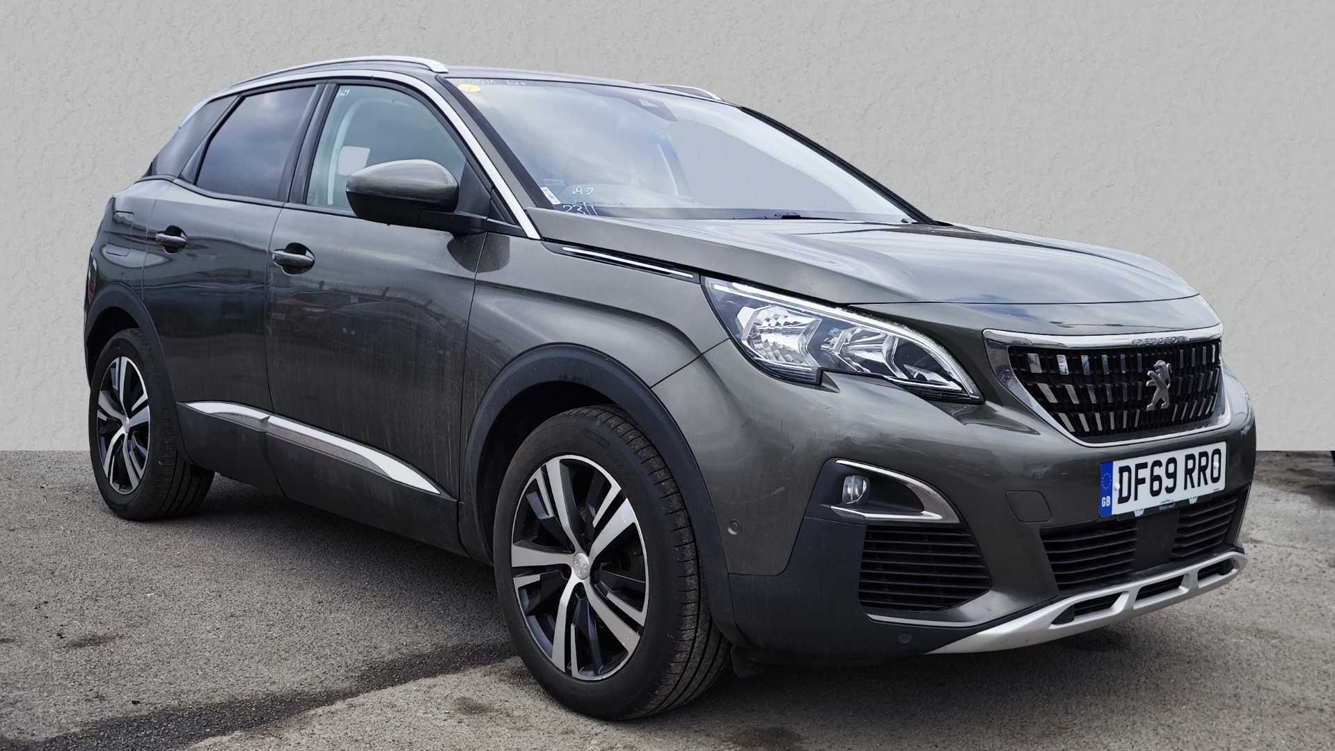 Main listing image - Peugeot 3008