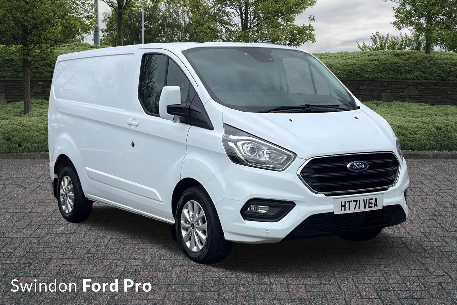 Main listing image - Ford Transit Custom