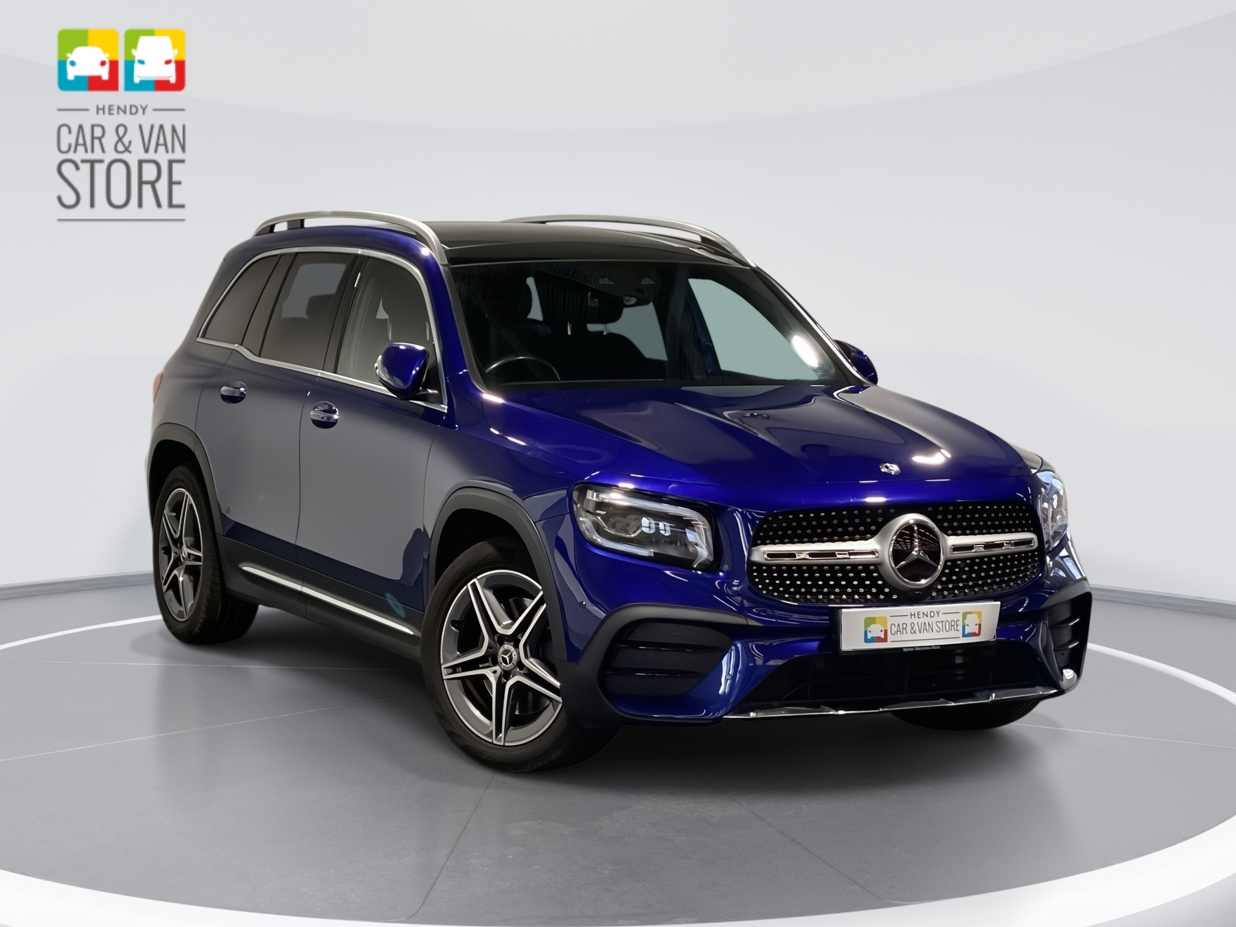 Main listing image - Mercedes-Benz GLB