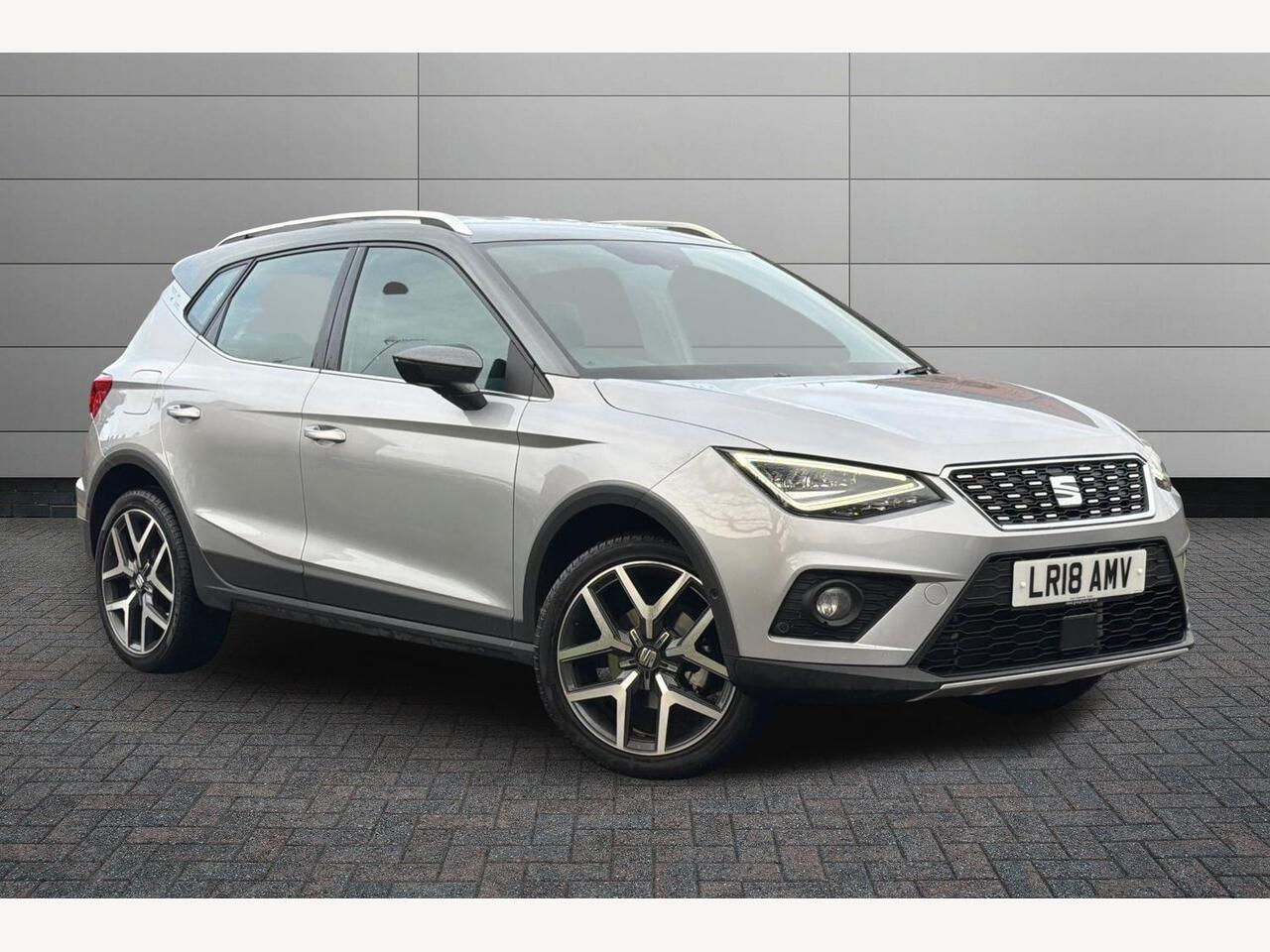 Main listing image - SEAT Arona