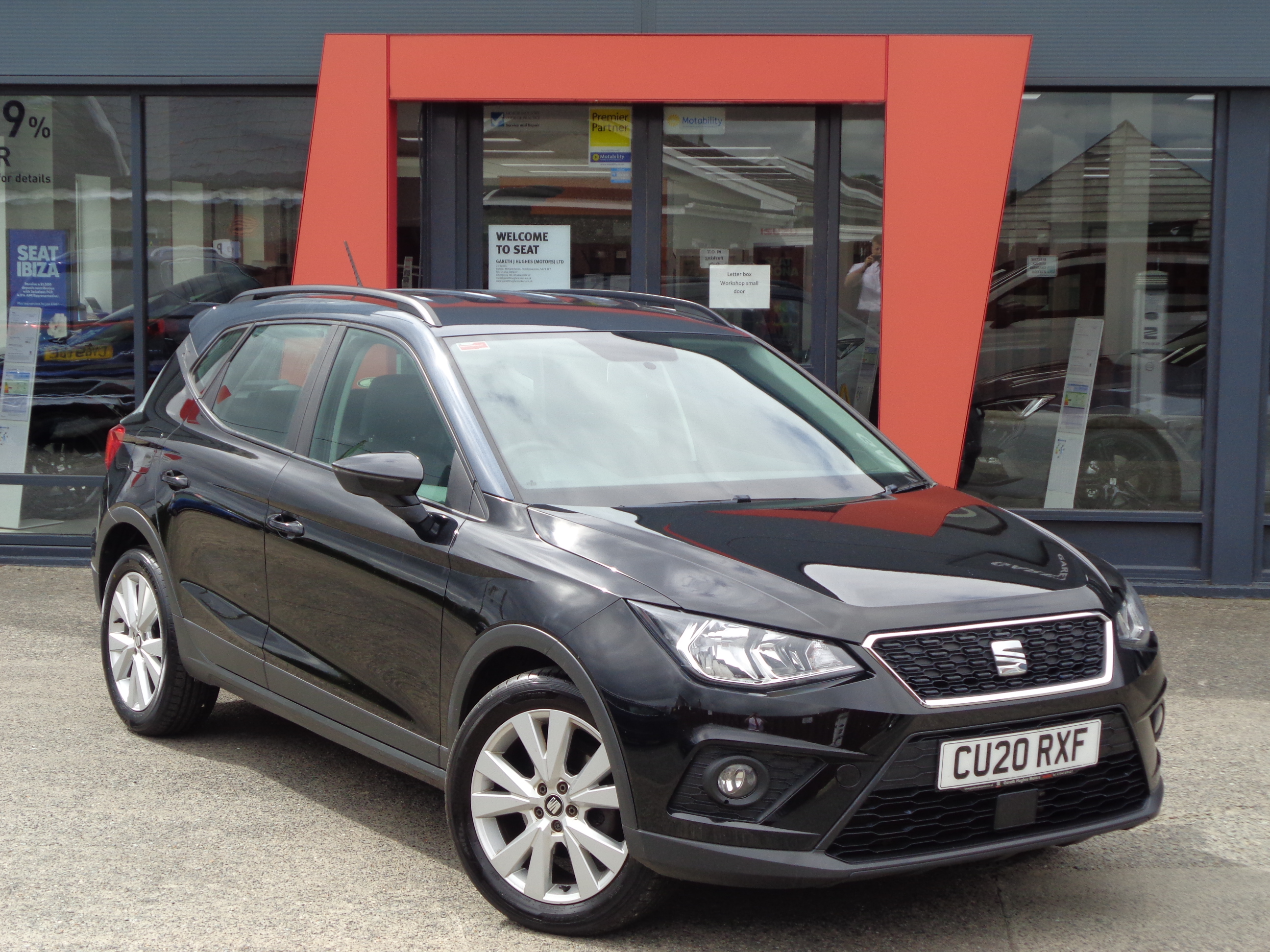 Main listing image - SEAT Arona
