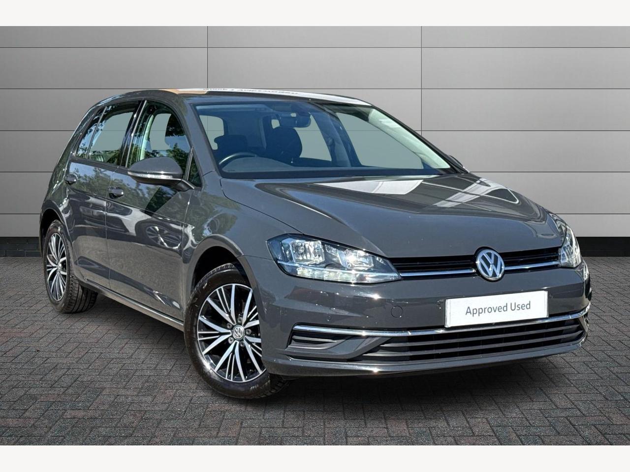 Main listing image - Volkswagen Golf