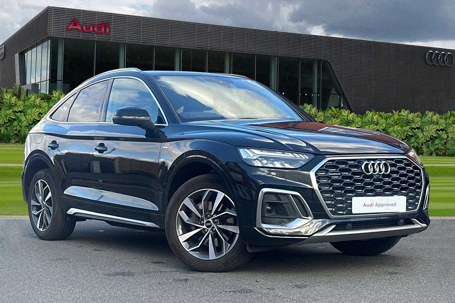 Main listing image - Audi Q5 Sportback