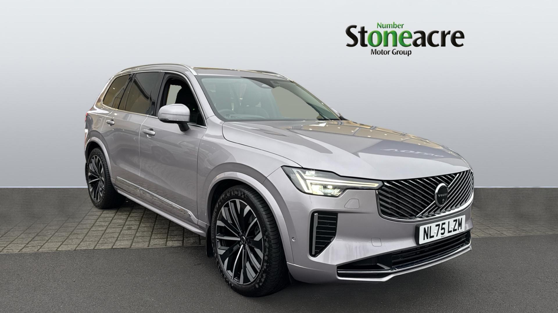 Main listing image - Volvo XC90