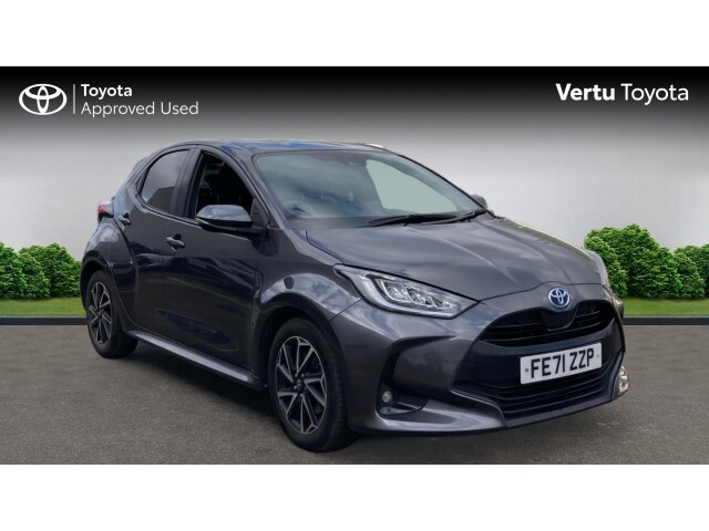 Main listing image - Toyota Yaris