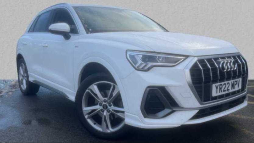 Main listing image - Audi Q3