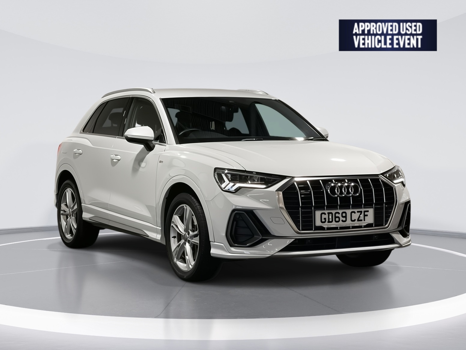 Main listing image - Audi Q3