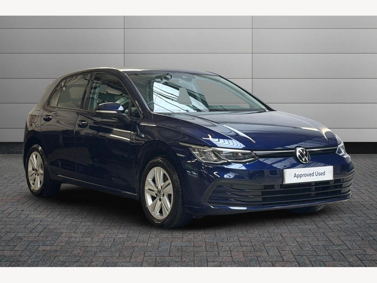 Main listing image - Volkswagen Golf