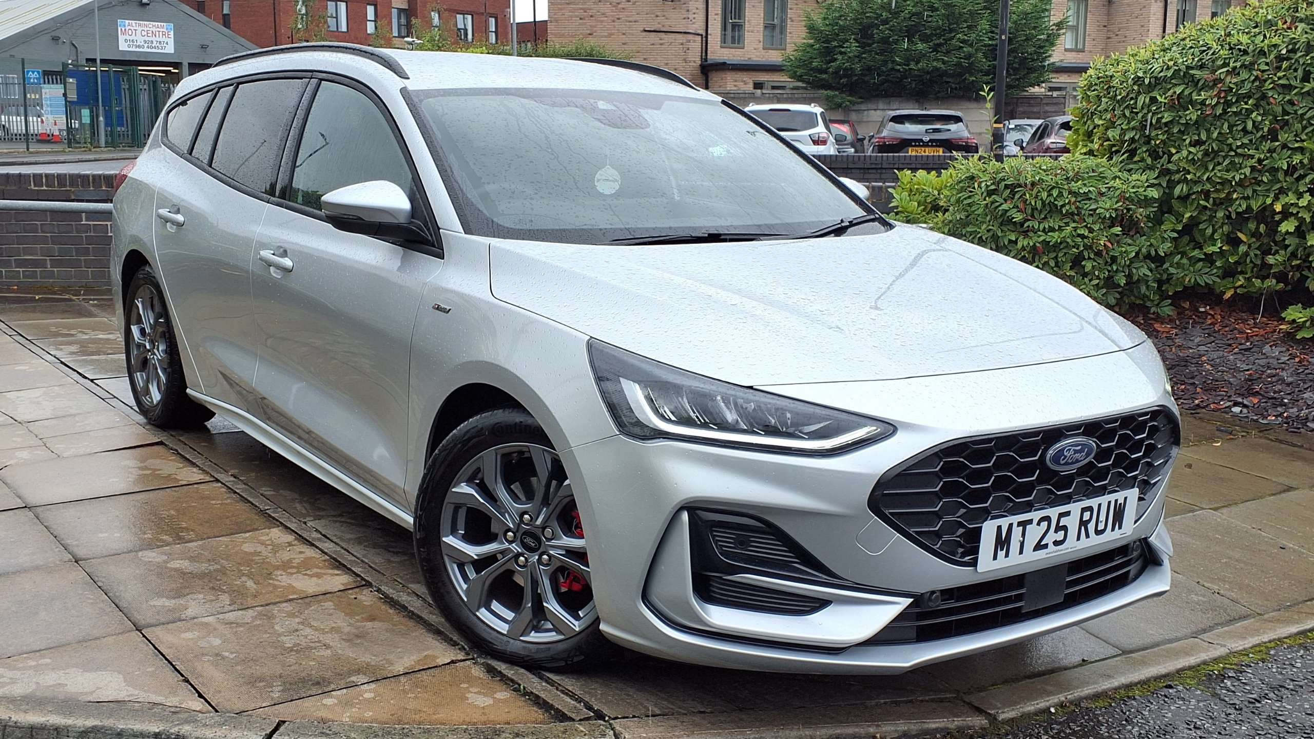 Main listing image - Ford Focus Estate