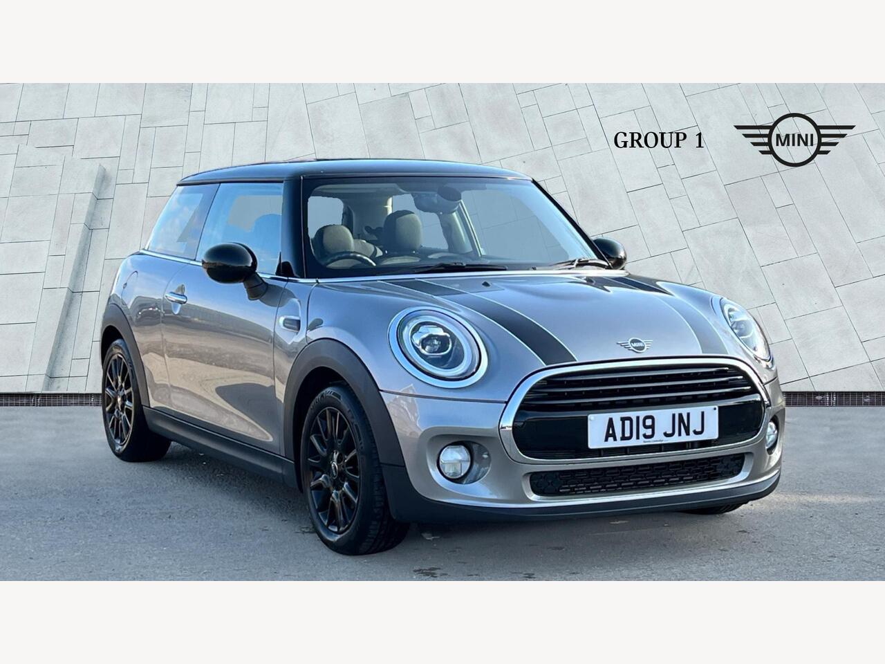 Main listing image - MINI Hatchback