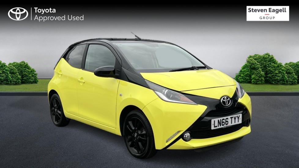 Main listing image - Toyota Aygo