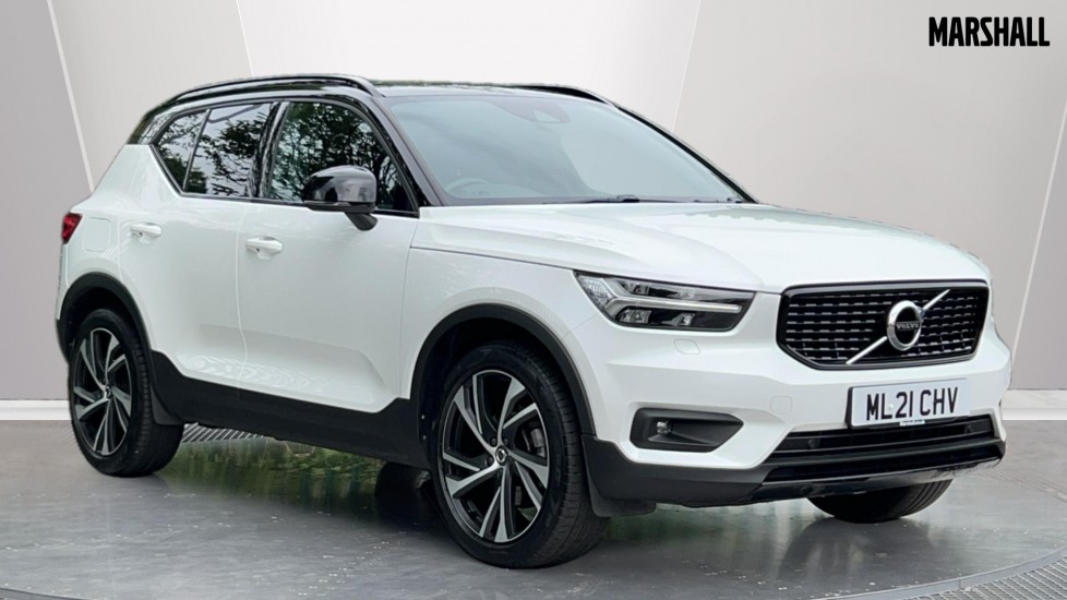 Main listing image - Volvo XC40