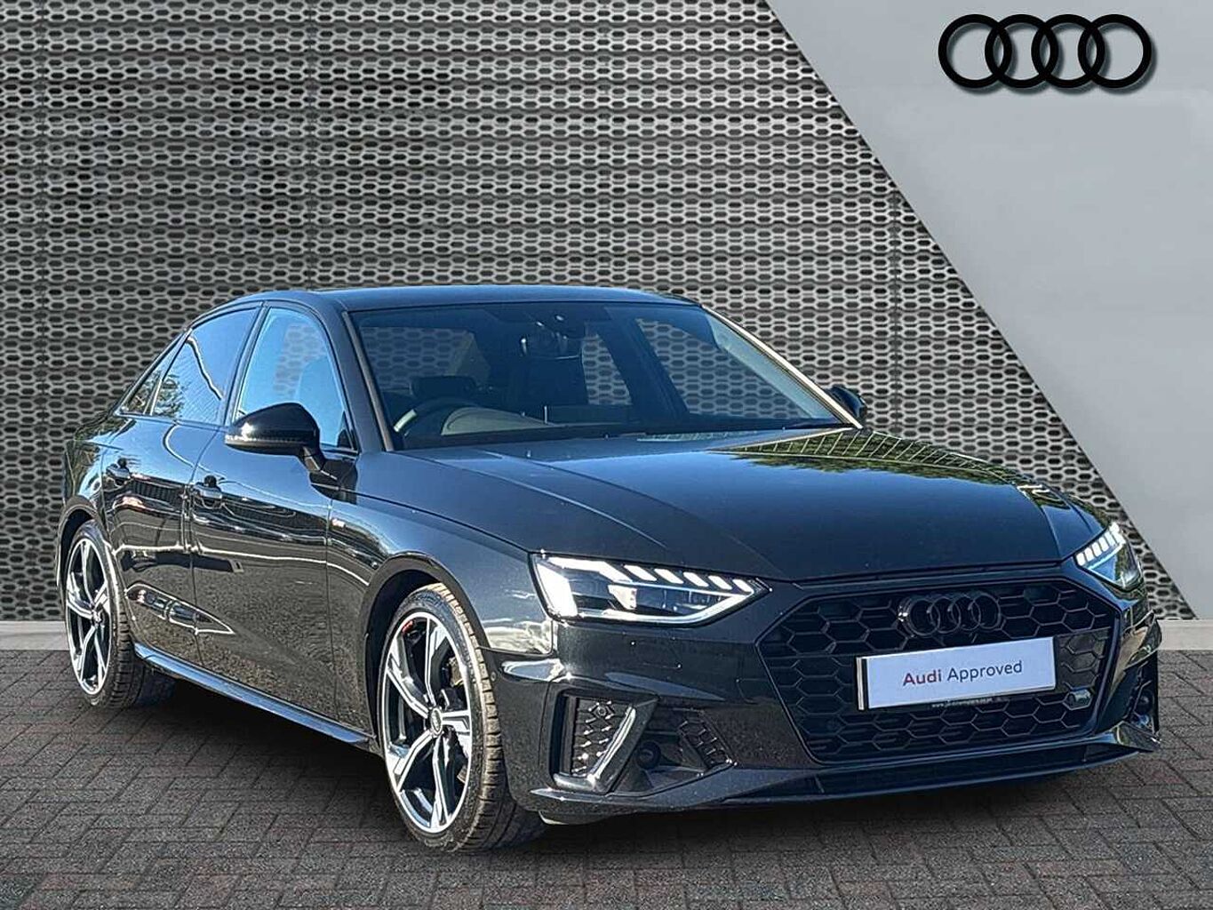 Main listing image - Audi A4