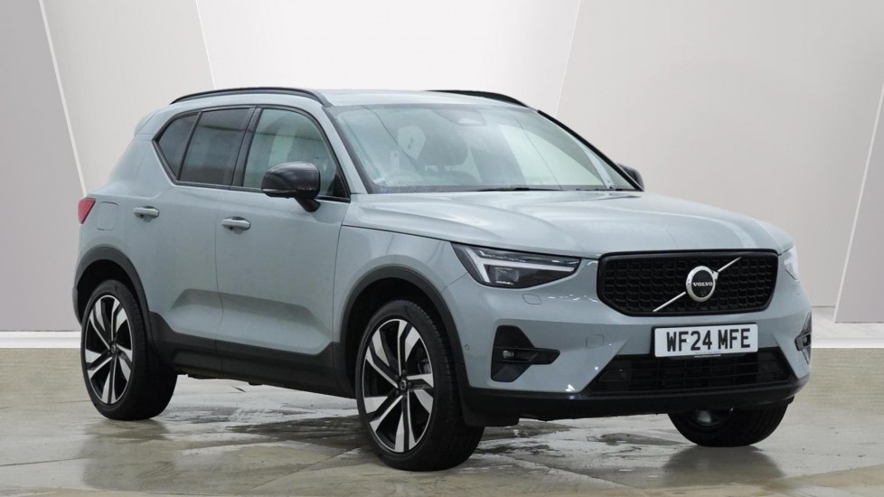 Main listing image - Volvo XC40