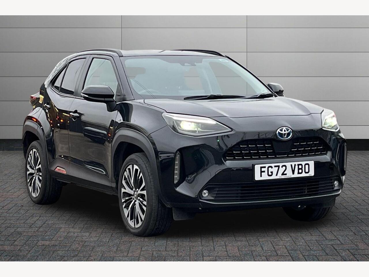 Main listing image - Toyota Yaris Cross