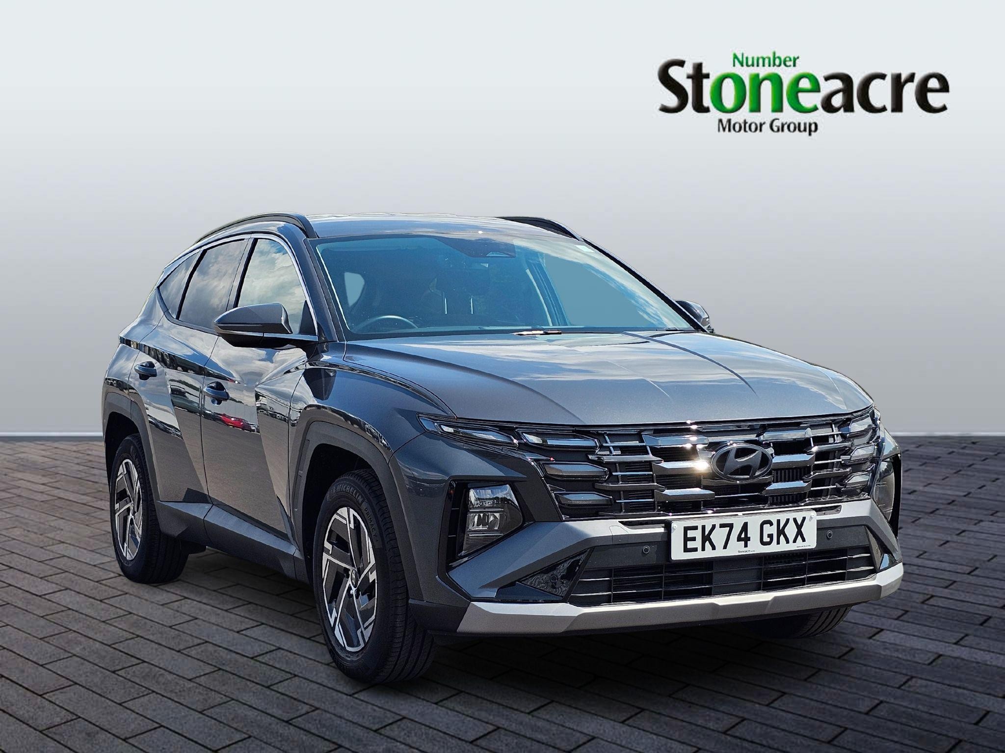 Main listing image - Hyundai Tucson