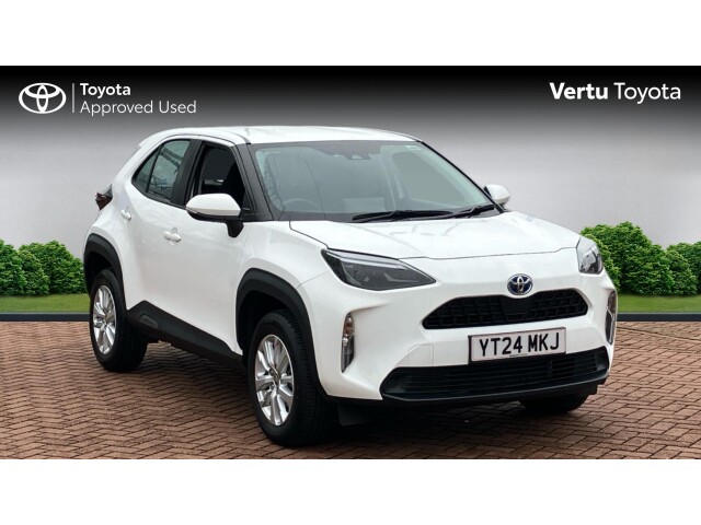 Main listing image - Toyota Yaris Cross