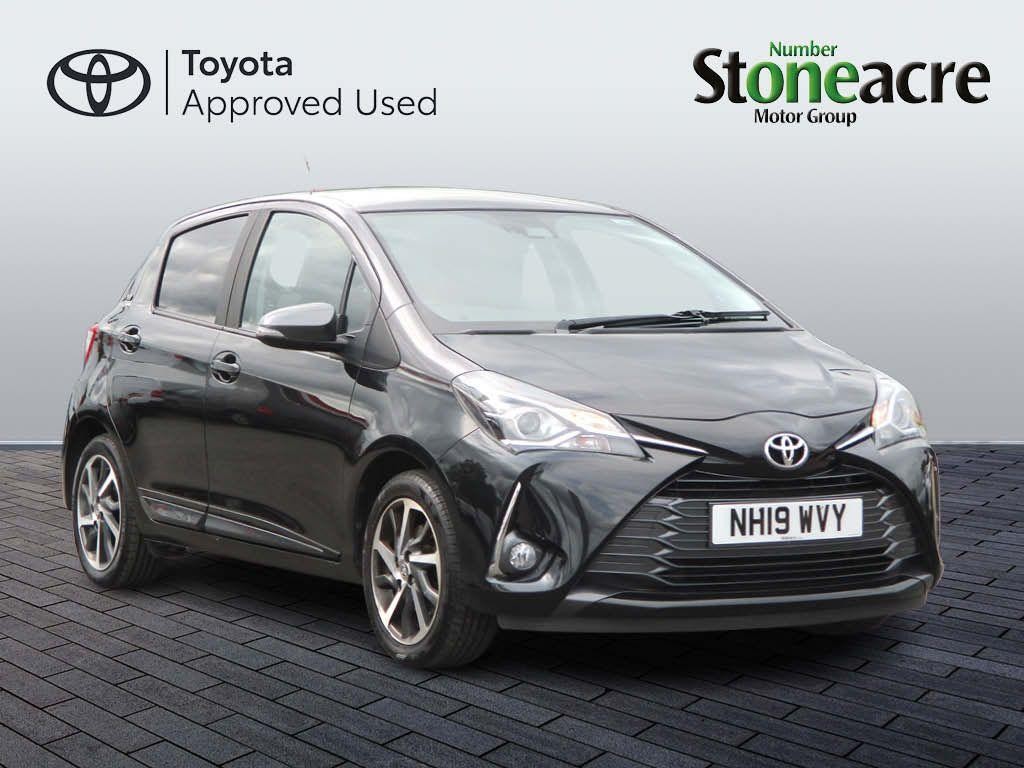 Main listing image - Toyota Yaris